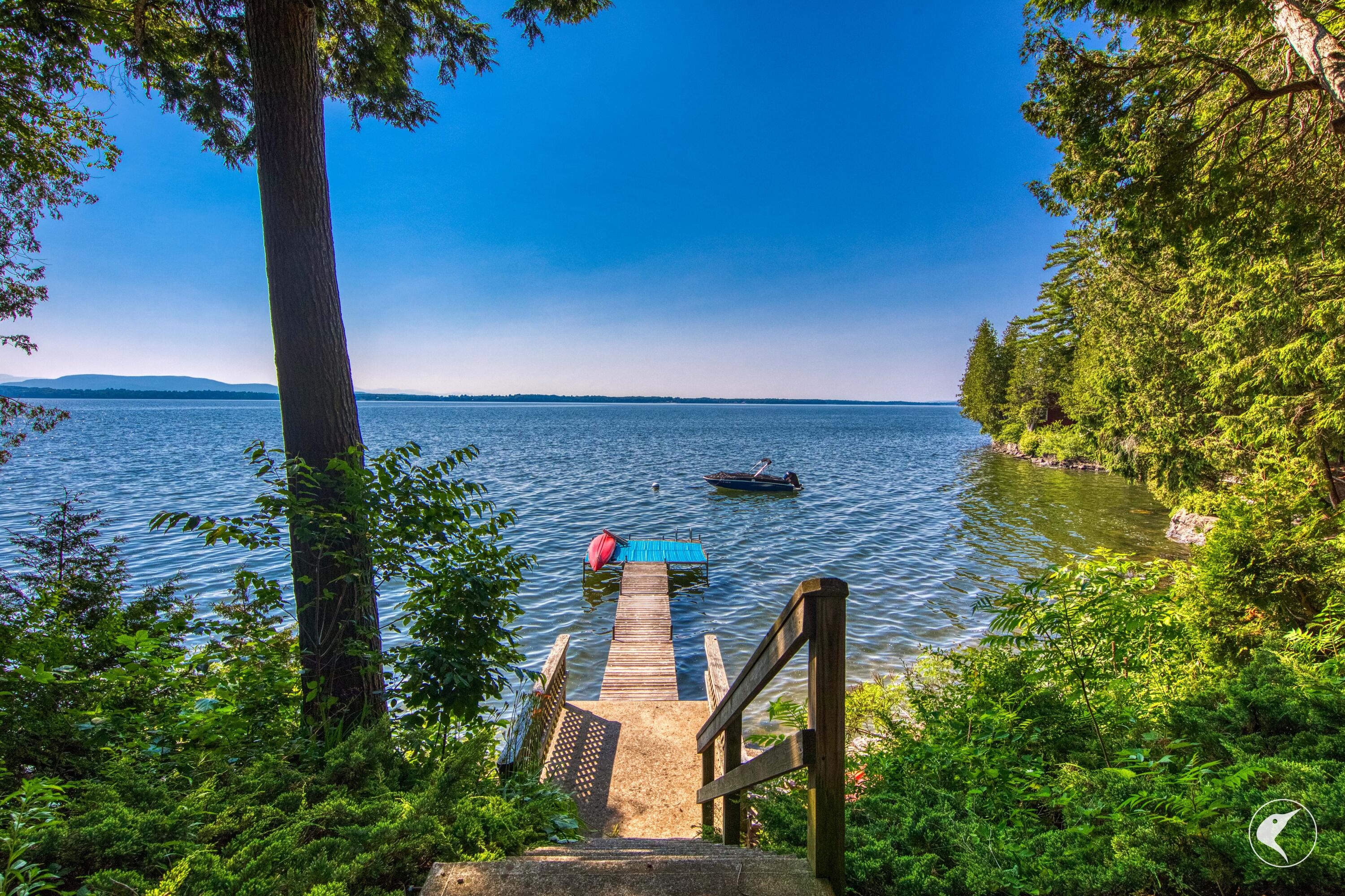 70 Presbury Point Way Westport NY 12993