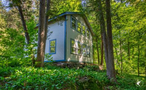 70 Presbury Point Way Westport NY 12993