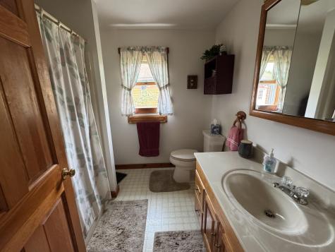 18 Turkey Run Road Vermontville NY 12989
