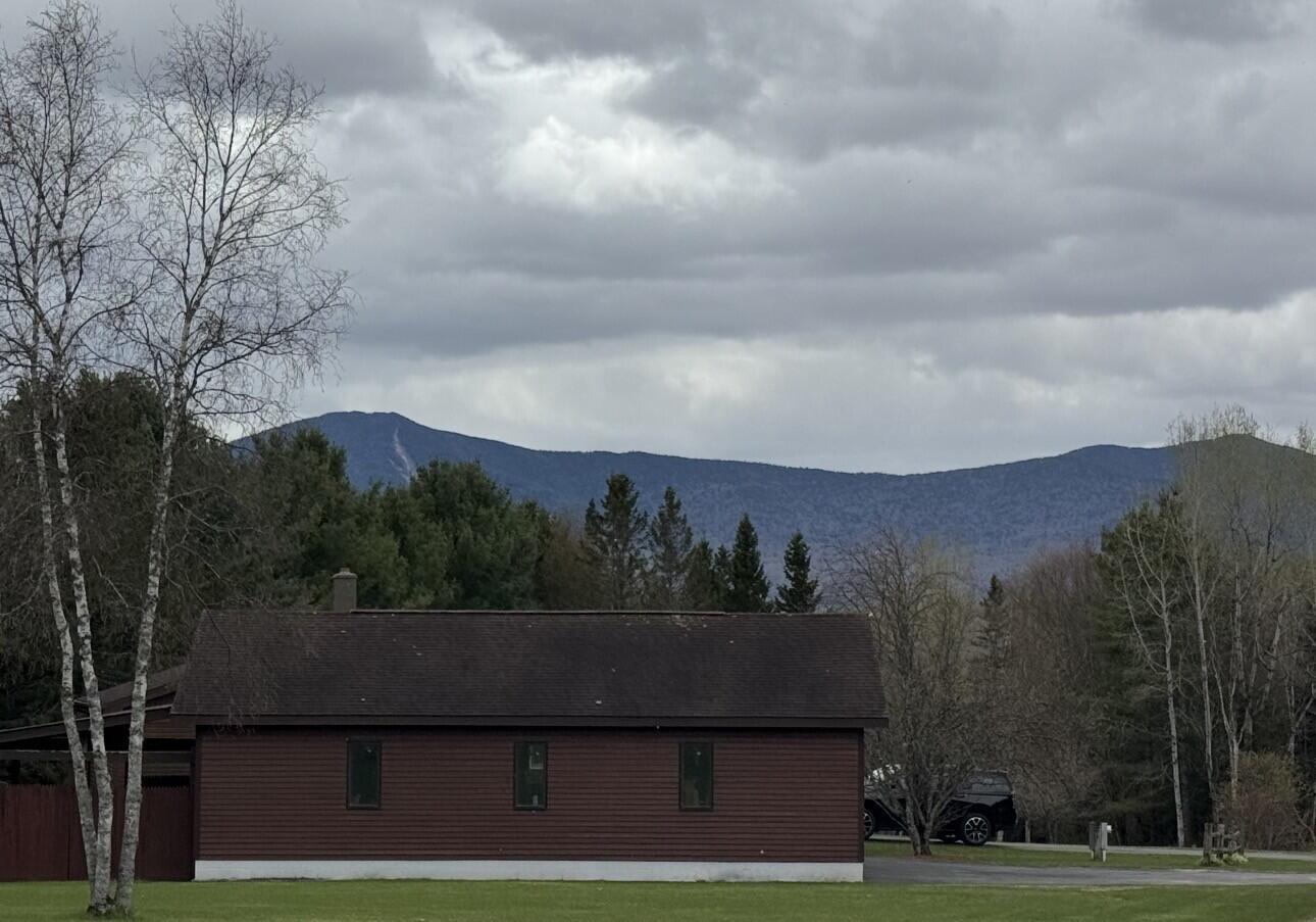 18 Turkey Run Road Vermontville NY 12989