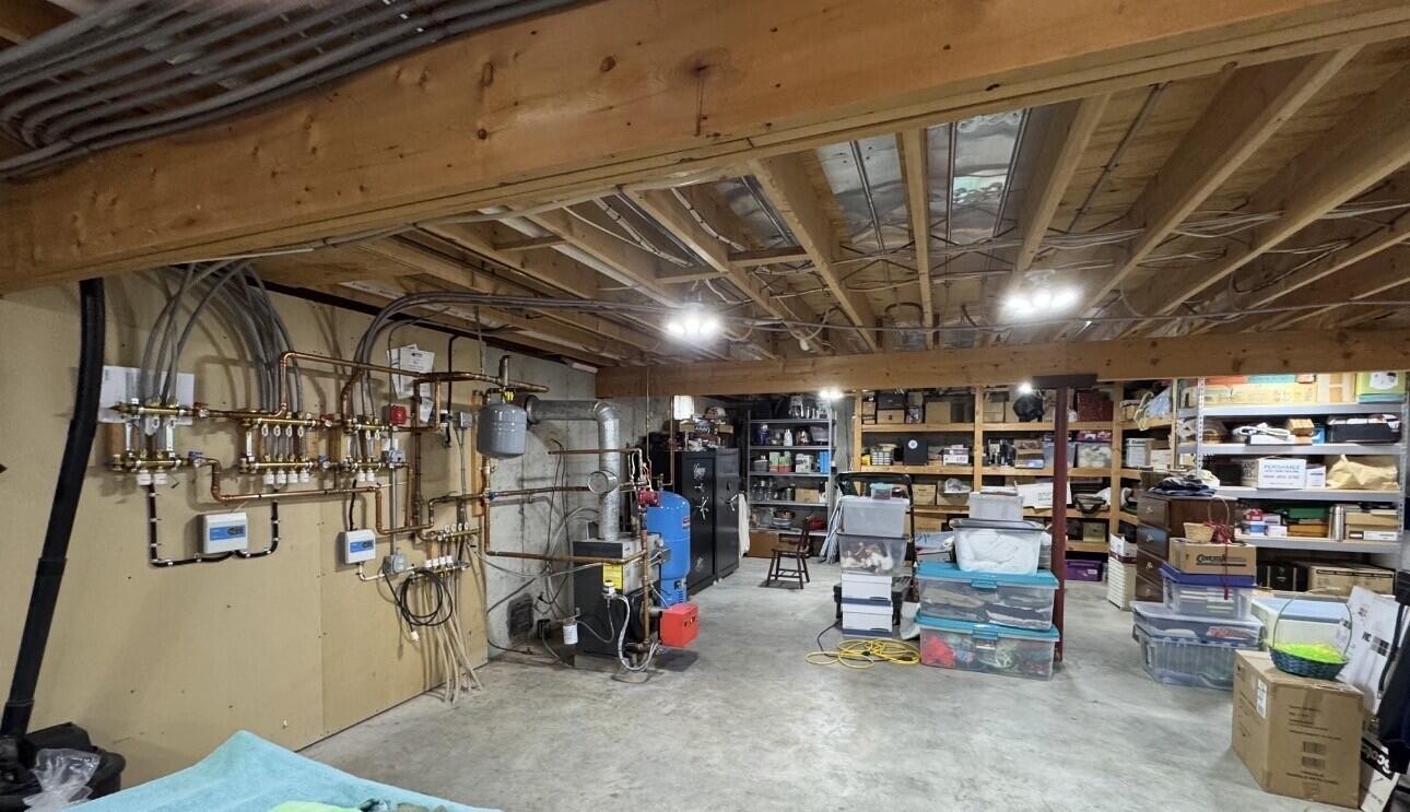 18 Turkey Run Road Vermontville NY 12989