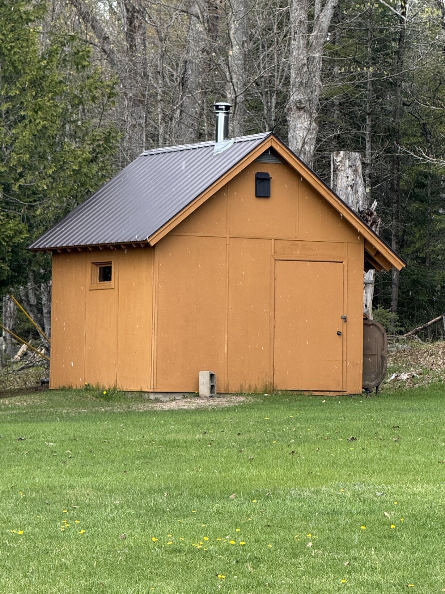 18 Turkey Run Road Vermontville NY 12989