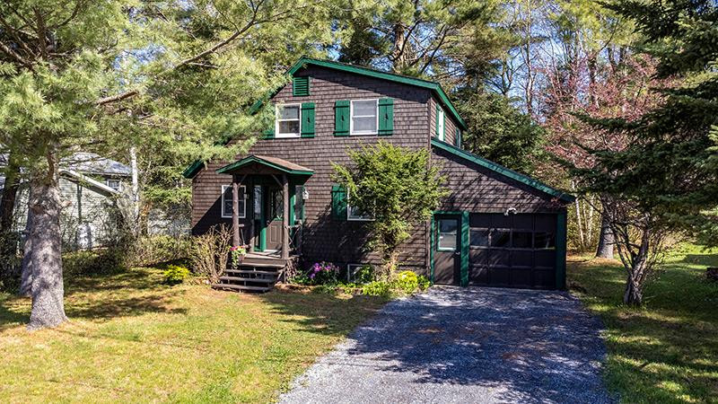 36 Cherry Lane Lake Placid NY 12946