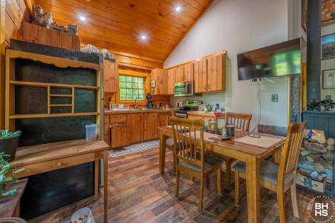 5560 Ny-86 Wilmington NY 12997