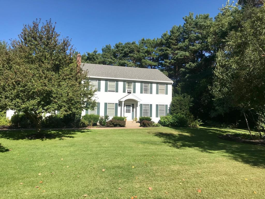 5 Summit Drive Peru NY 12972