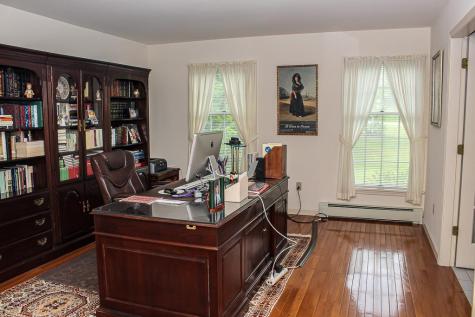 5 Summit Drive Peru NY 12972