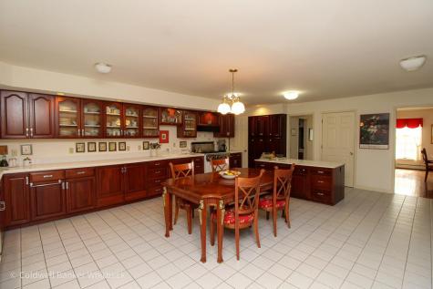 5 Summit Drive Peru NY 12972