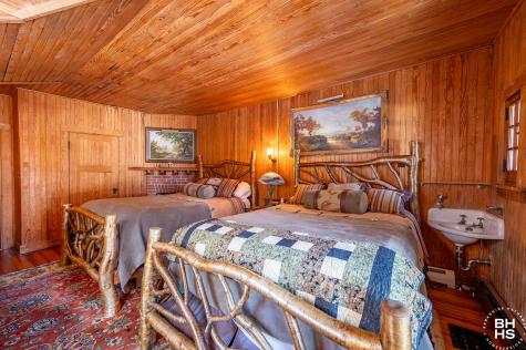 26 Hemlock Ledge Road Tupper Lake NY 12986