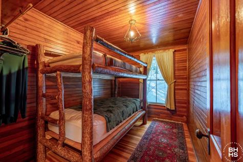 26 Hemlock Ledge Road Tupper Lake NY 12986