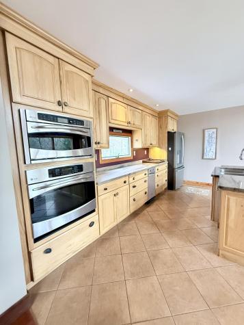 28 Pinebrook Drive Morrisonville NY 12962