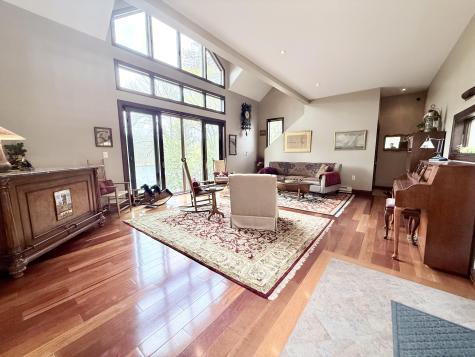 28 Pinebrook Drive Morrisonville NY 12962