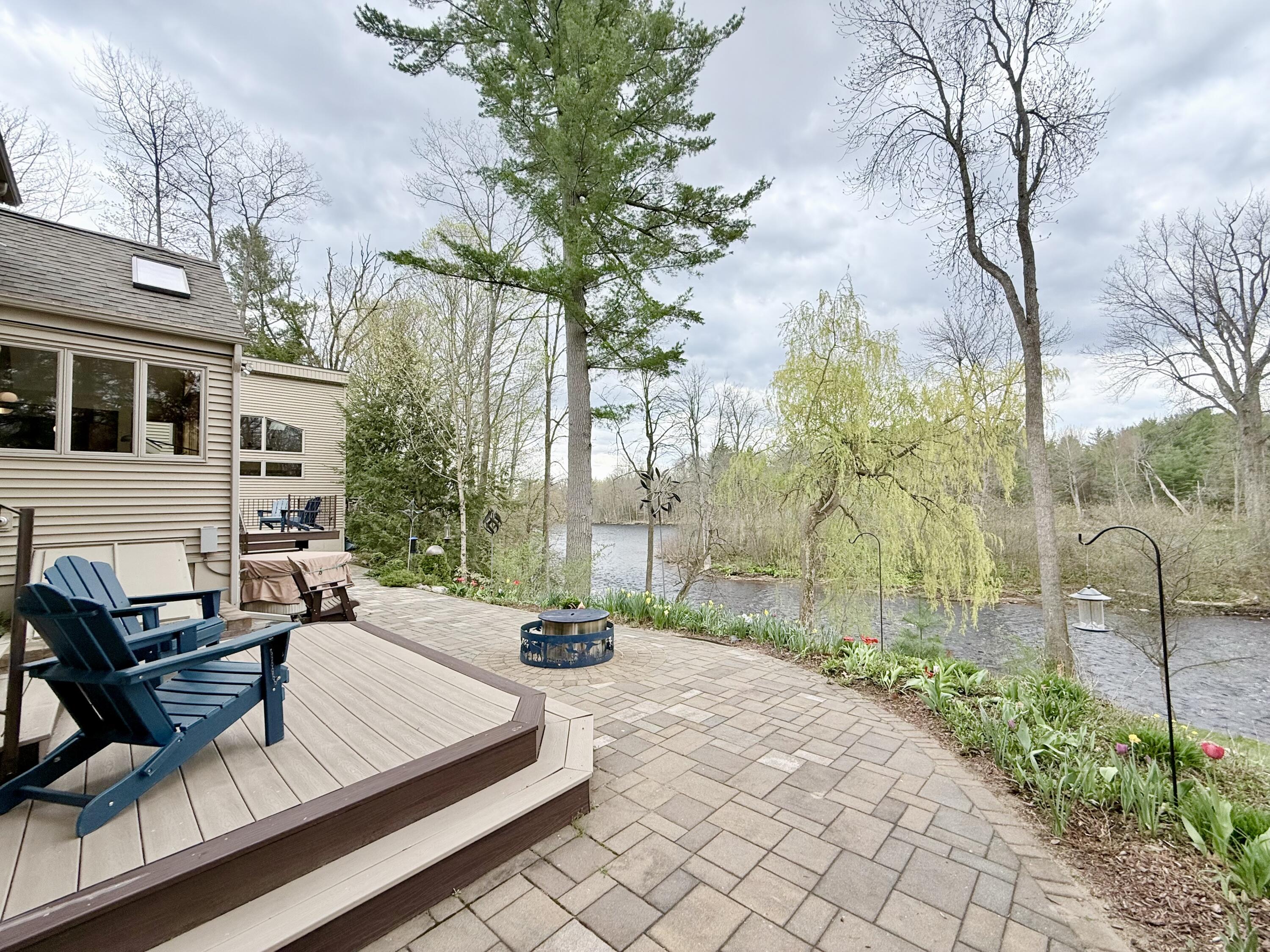 28 Pinebrook Drive Morrisonville NY 12962