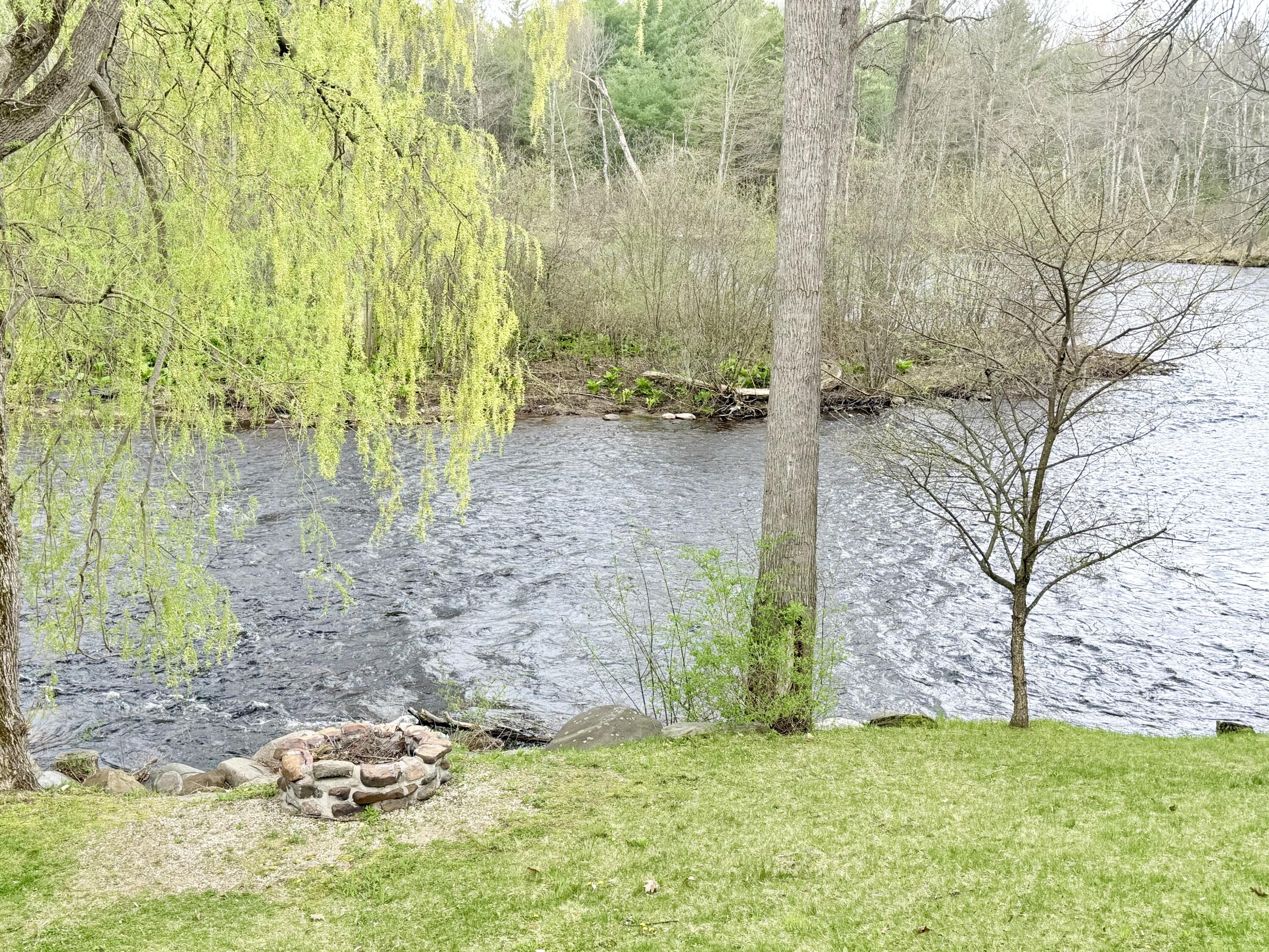 28 Pinebrook Drive Morrisonville NY 12962