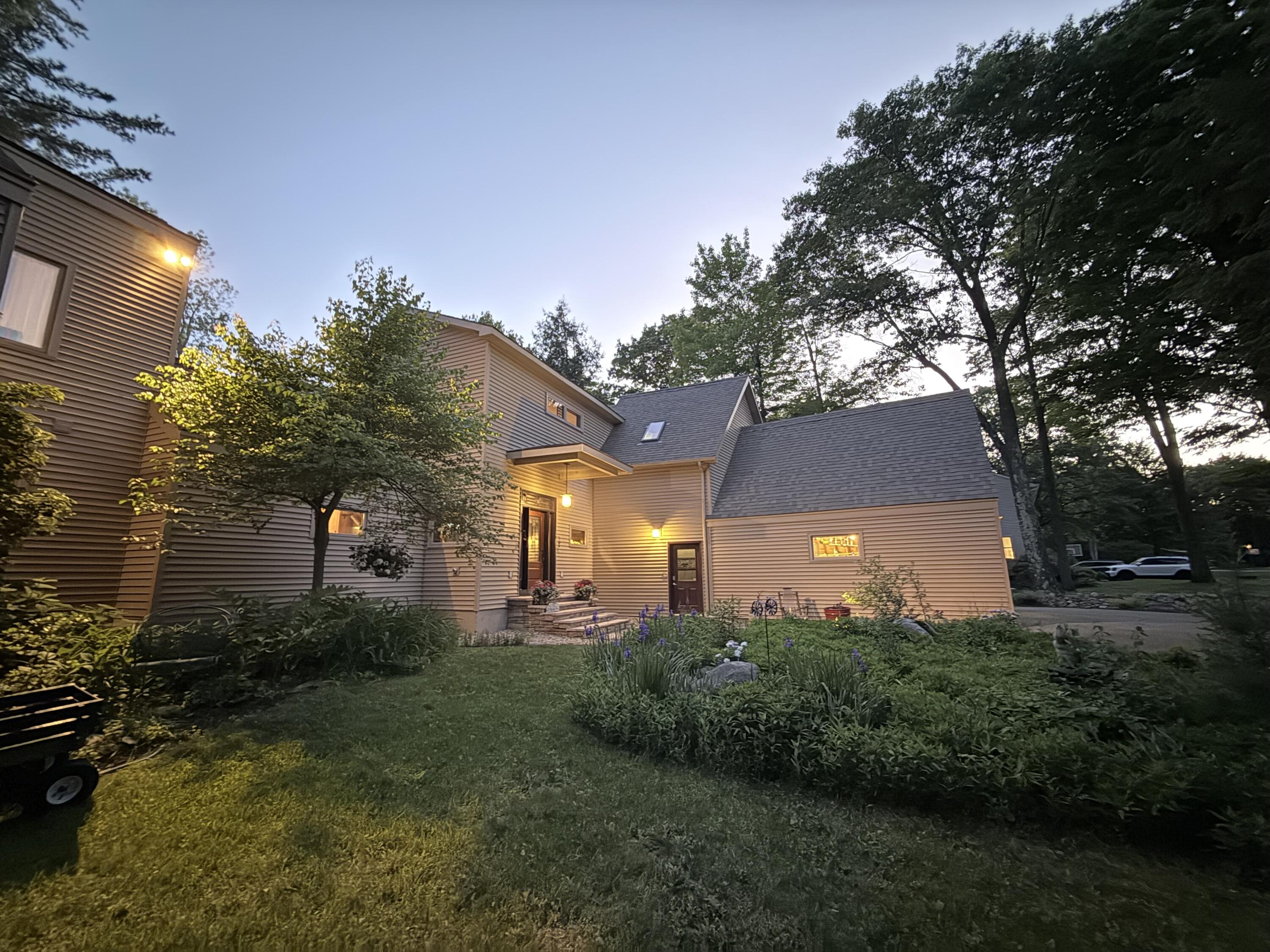 28 Pinebrook Drive Morrisonville NY 12962
