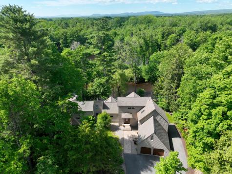 28 Pinebrook Drive Morrisonville NY 12962