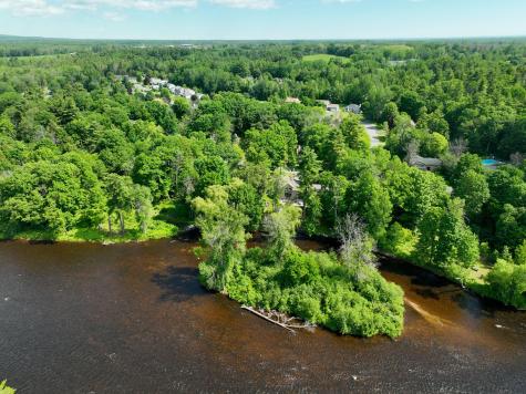 28 Pinebrook Drive Morrisonville NY 12962