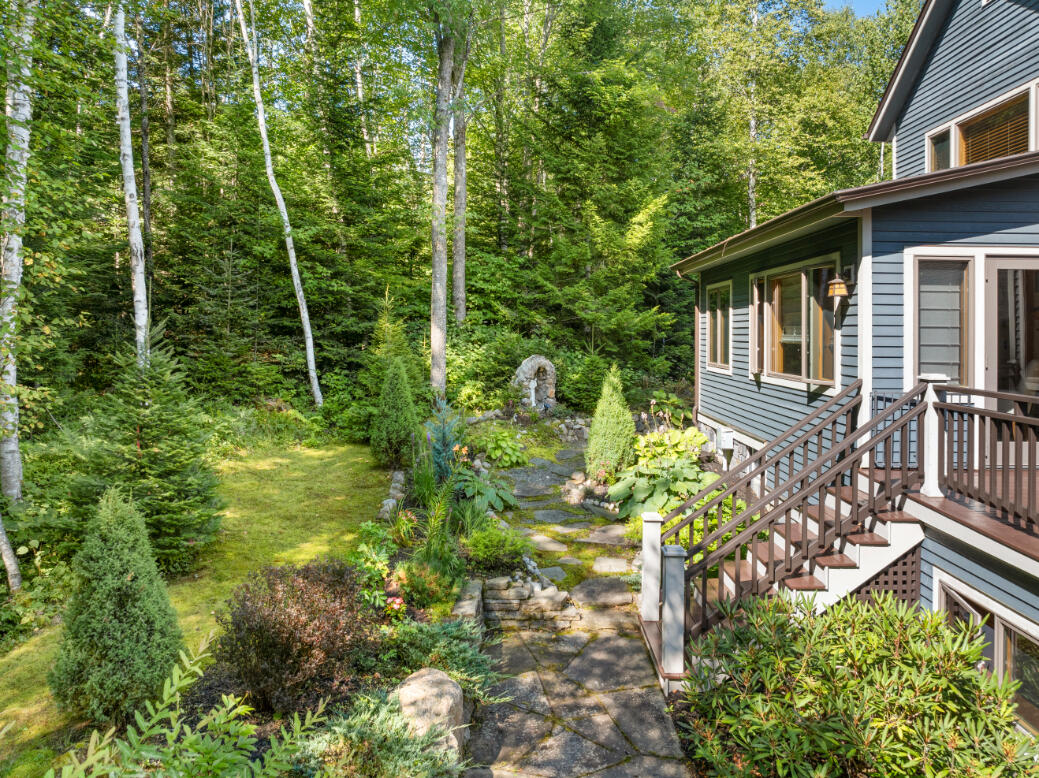 25 Snowberry Lane Lake Placid NY 12946