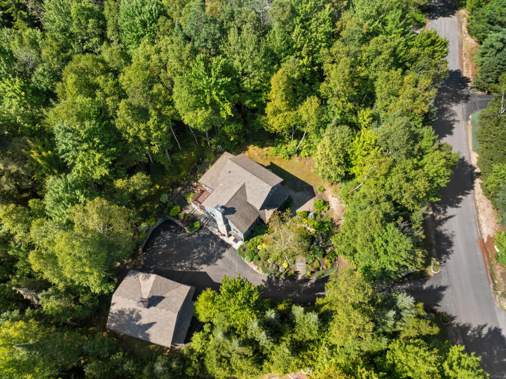 25 Snowberry Lane Lake Placid NY 12946