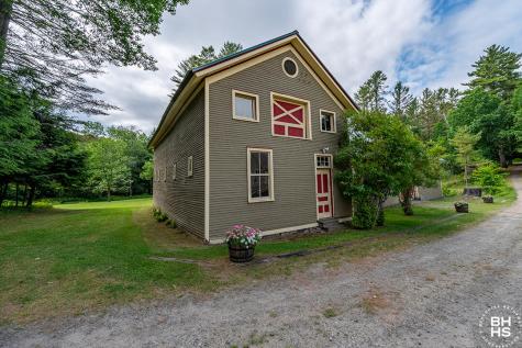 8 Pinehurst Road Saranac Lake NY 12983
