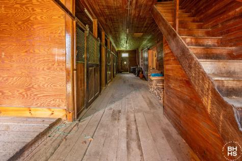 8 Pinehurst Road Saranac Lake NY 12983
