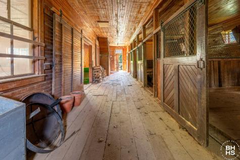 8 Pinehurst Road Saranac Lake NY 12983