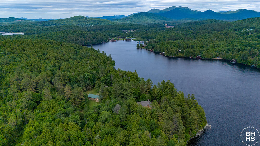 8 Pinehurst Road Saranac Lake NY 12983