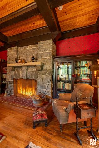 8 Pinehurst Road Saranac Lake NY 12983