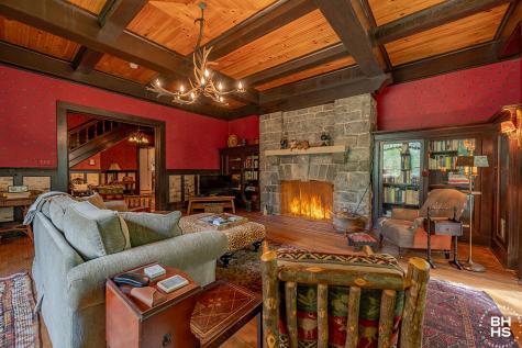 8 Pinehurst Road Saranac Lake NY 12983