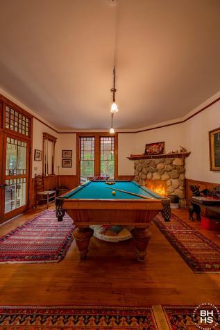 8 Pinehurst Road Saranac Lake NY 12983