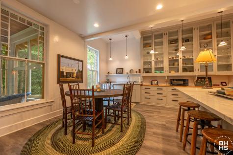 8 Pinehurst Road Saranac Lake NY 12983