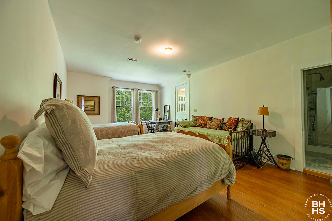 8 Pinehurst Road Saranac Lake NY 12983