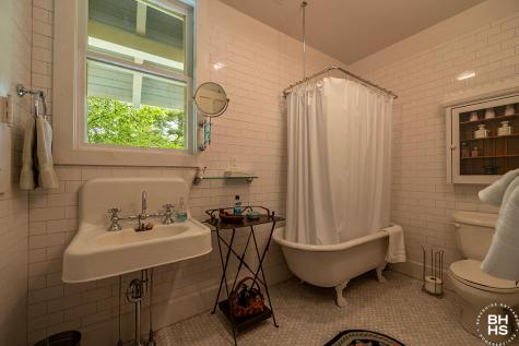 8 Pinehurst Road Saranac Lake NY 12983