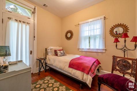 8 Pinehurst Road Saranac Lake NY 12983