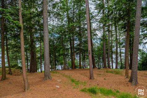 8 Pinehurst Road Saranac Lake NY 12983