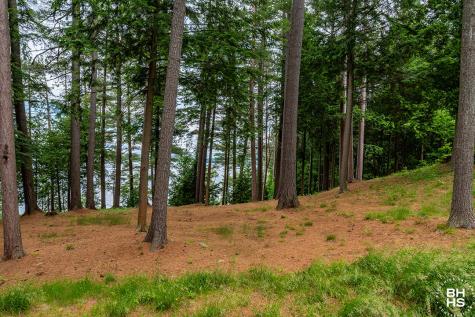 8 Pinehurst Road Saranac Lake NY 12983