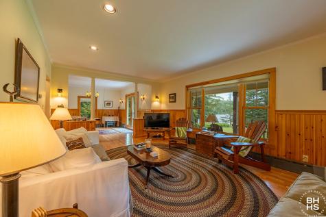 8 Pinehurst Road Saranac Lake NY 12983