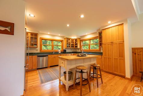 8 Pinehurst Road Saranac Lake NY 12983