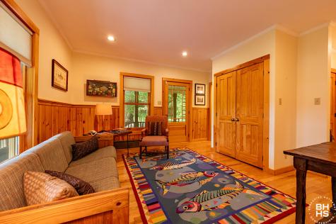 8 Pinehurst Road Saranac Lake NY 12983