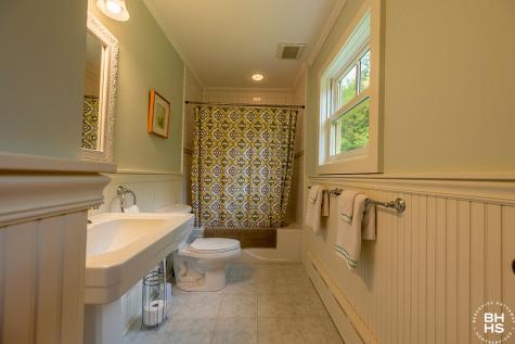 8 Pinehurst Road Saranac Lake NY 12983