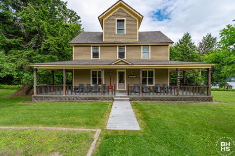 8 Pinehurst Road Saranac Lake NY 12983