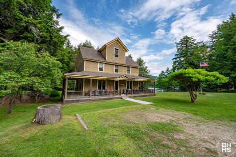 8 Pinehurst Road Saranac Lake NY 12983