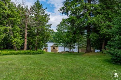 8 Pinehurst Road Saranac Lake NY 12983