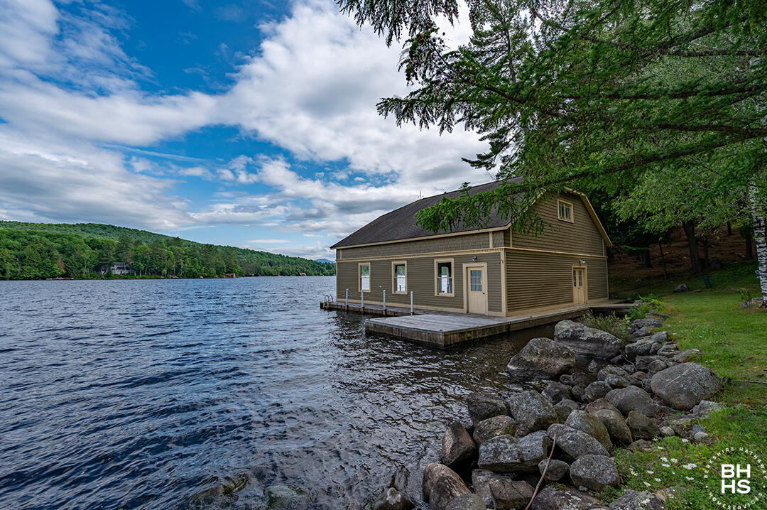 8 Pinehurst Road Saranac Lake NY 12983