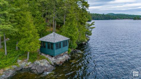 8 Pinehurst Road Saranac Lake NY 12983