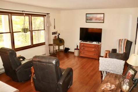 10 Leander Lane Morrisonville NY 12962