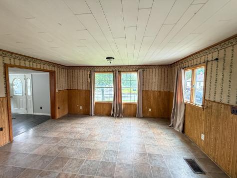 968 New York 374 Cadyville NY 12918