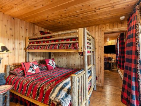 116 Bear Cub Lane Lake Placid NY 12946