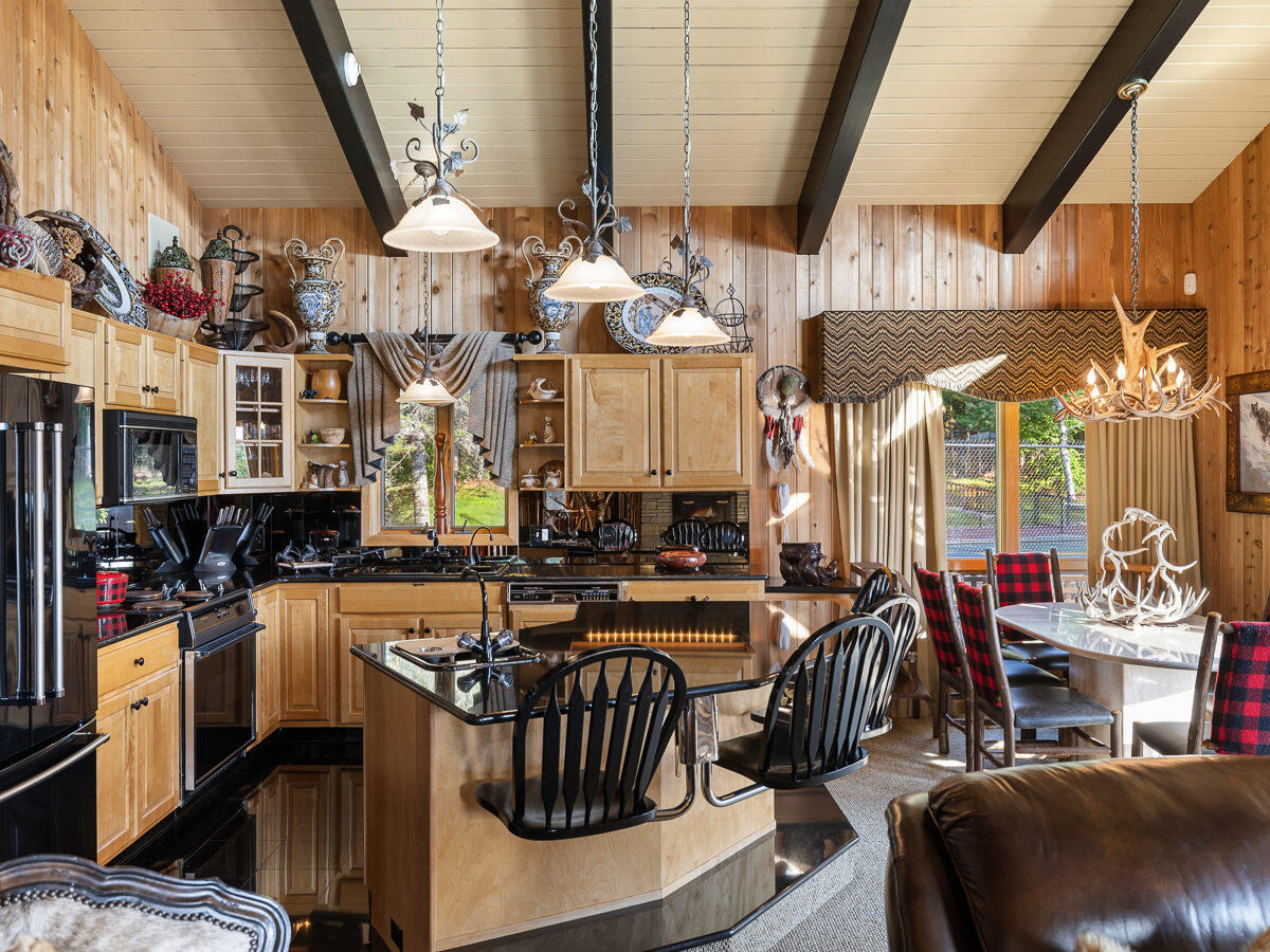 116 Bear Cub Lane Lake Placid NY 12946