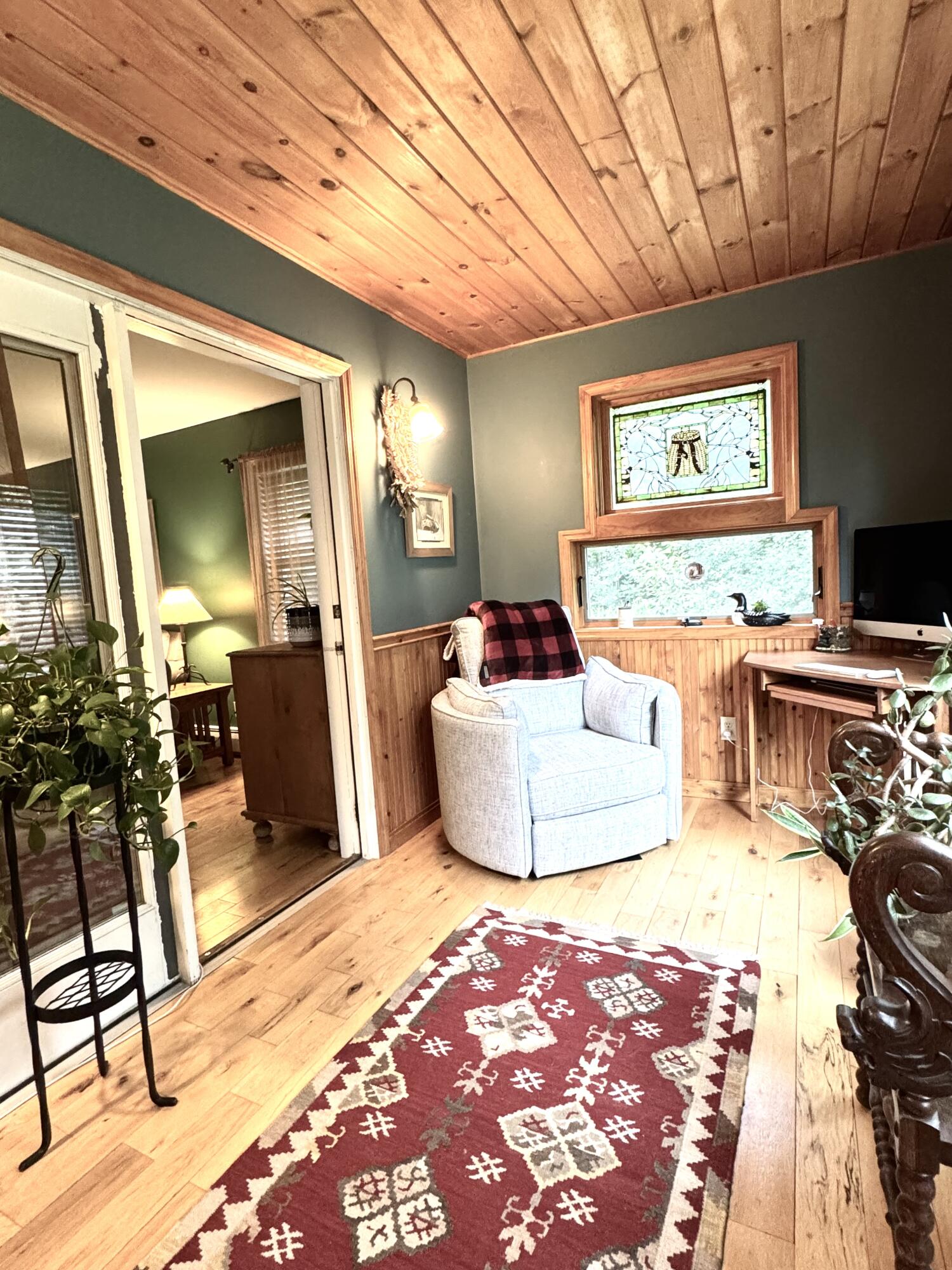 19 Alfreda Court Morrisonville NY 12962
