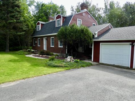 19 Alfreda Court Morrisonville NY 12962